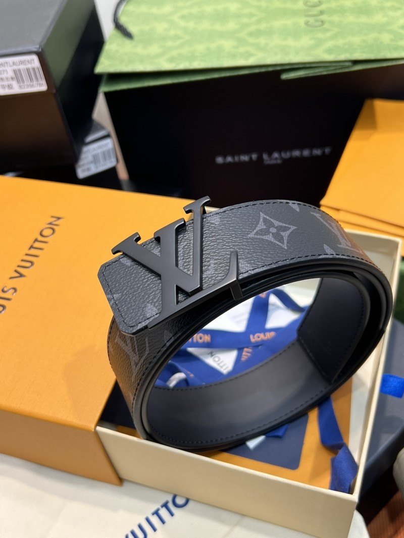 l0vis Vvtt0n belts